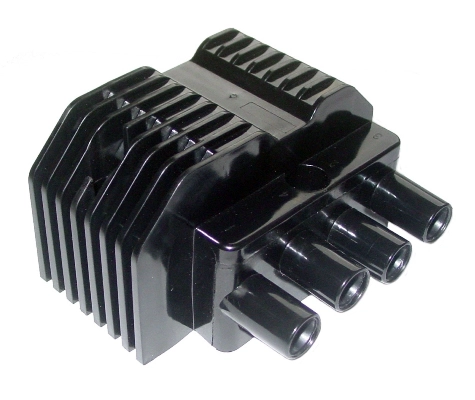 IC07104