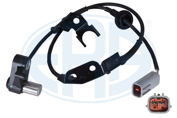 560704A