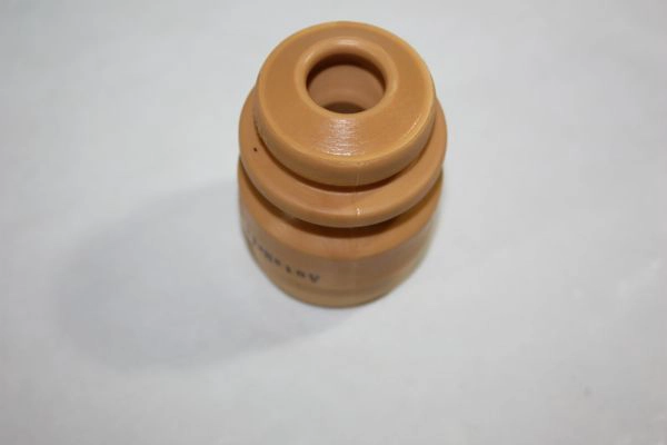 110066810