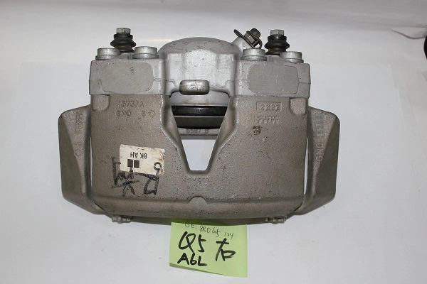 8R0615123