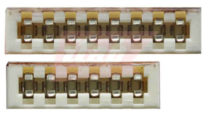 67073032AV