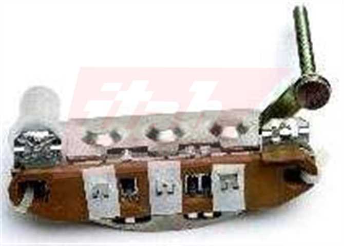 21335101AV