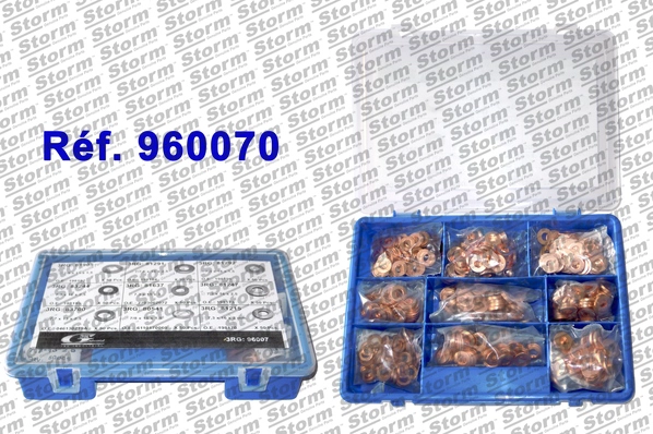 960070
